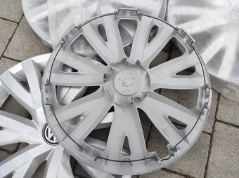 Puklice 16" VW Golf VII - 3