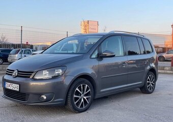 Volkswagen Touran 1.6 TDI Comfortline DSG - 3