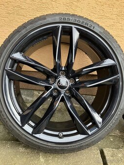 Letná sada Audi RS6 R21 - 3