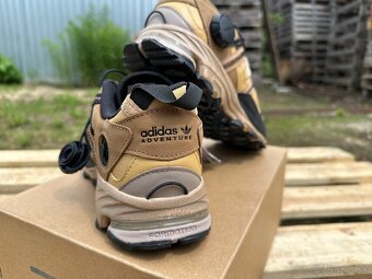 Adida hyperturf adventure gaiter 40,5 - 3