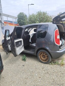 Rezervované Škoda Roomster 1.4 63kW LPG – nepojazdné, dočasn - 3