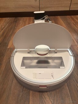 Roboticky vysavac Xiaomi Roborock S5 Max - 3