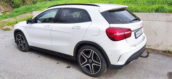 Mercedes GLA trieda SUV 80kw Automat AMG Line - 3