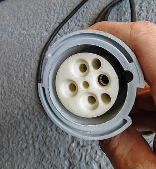 Kábel z 220V na 380V - 3