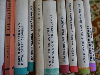 Rôzne knihy na predaj. - 3