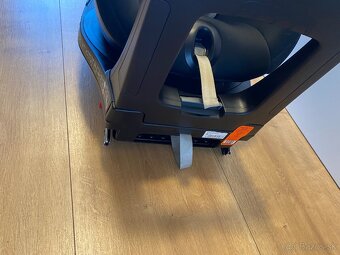 Britax Römer M i-size - 3