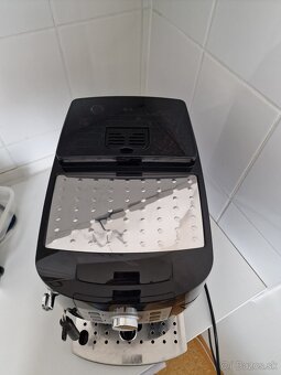 DeLonghi Magnifica S - 3