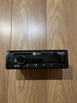 Pioneer MVH-S420BT - 3