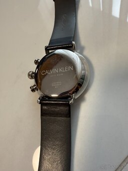 Predám hodinky Calvin Klein K8M 271 43mm zánovné, pánske - 3