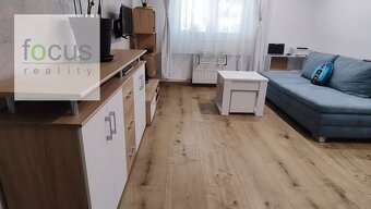 2-izbový byt v centre mesta - stačí sa nasťahovať - 3