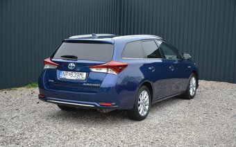 Toyota Auris Touring Sports 1.8 Hybrid, SR voz, TOP Stav, - 3