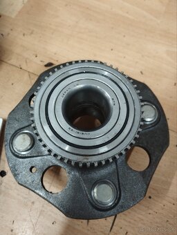 SKF ložisko zadného kolesa Honda Accord cg,ck ,ch - 3