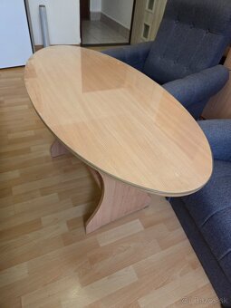 Konferenčný stolík - 3