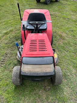 Traktorová kosačka MTD - 3