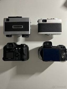 Sony, Ricoh, Konica, Fujifilm - 3