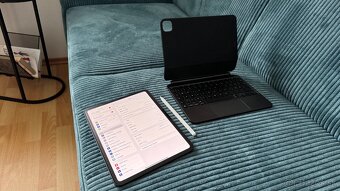 Apple iPad Pro M4 512gb + klavesnica, pero - 3