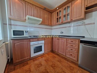 NAJLACNEJŠÍ TROJIZBOVÝ BYT NA TERASE, TREBIŠOVSKÁ UL. - 3