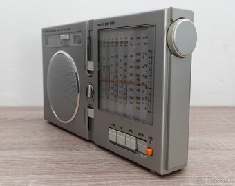 Retro RADIO GRUNDIG YACHT BOY 650 - 3