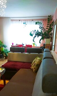 Veľký 3 izbový byt 85 m2 s loggiou, ul. Kyjevská, Levice - 3