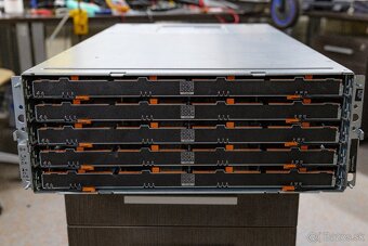 Dell PowerVault MD3060e / 60x 3,5HDD SAS JBOD / NETAPP - 3