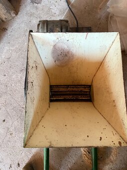 Elektrický drvič na hrozno - 3