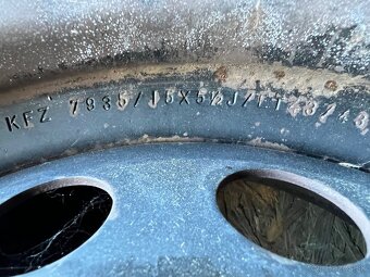 Renault Clio 5,5x15, 165/65R15 Bridgestone - 3