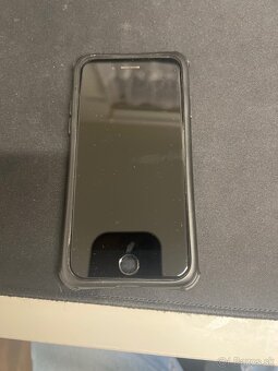 iPhone SE 2022 128 GB - 3