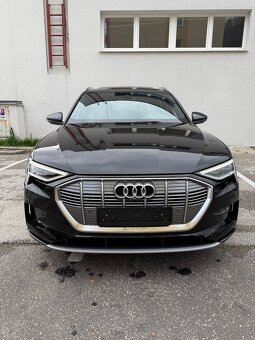 Audi e-tron 55 S-LINE 300 kW iba 42tis km Matrix, Pano - 3