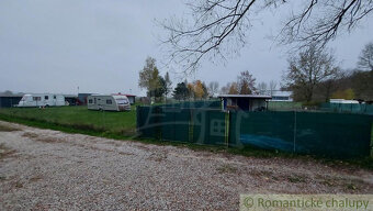 Pozemok vhodný na záhradu pri lesíku na predaj Holíč. - 3