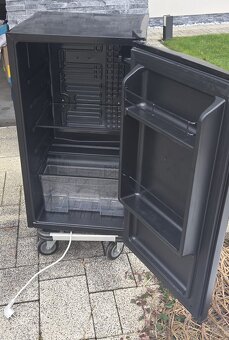 Chladnička KLARSTEIN Obsidian 90l - 3