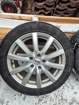 5x112 r17 235/45 r17 - 3