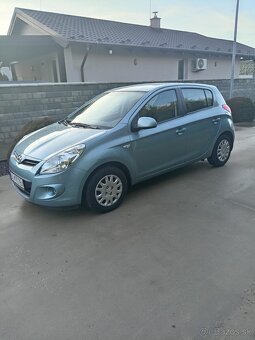 Hyundai i 20 - 3