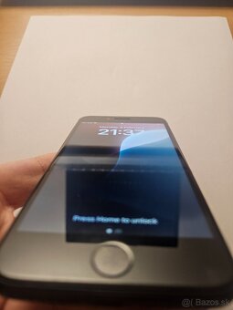 LEN DNES iPhone SE 2020 128GB – 100 % 🔋 - 3