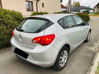 Opel Astra 1.7 CDTI 130k Active 2013 - 3