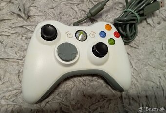 XBOX 360 SLIM 4GB aj s kinectom - 3