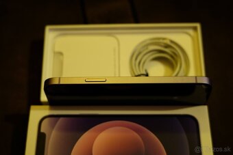 Apple iPhone 12 Purple 64GB - ako nový - 3
