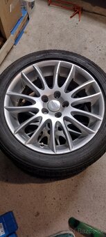 215/55 R17 5x108 stredová diera 65.1 - 3