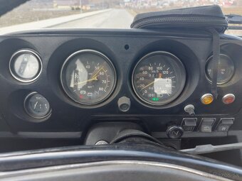 Lada niva 1600 4x4 - 3