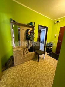 "REZERVOVANÉ" Exkluzívne na predaj 3-izbový byt v Leviciach  - 3