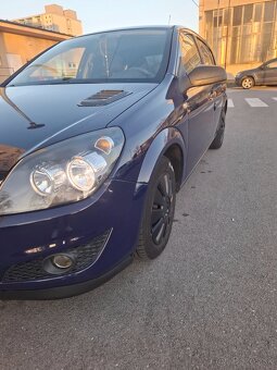 Vymením opel astra H - 3