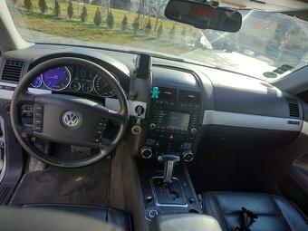 Volkswagen Touareg 3.0tdi - 3