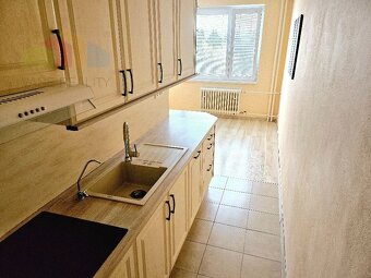3 izbový byt Bánovce nad Bebravou / VEĽKOMETRÁŽNY / CENTRUM - 3