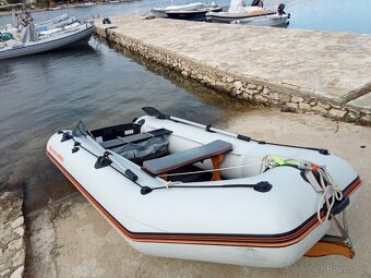 Čln Kolibri KM 330 - 3