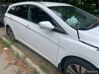Rozpredam Hyundai i40 1.7 CRDI Automat 2015 - 3
