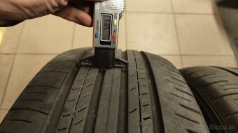 Letné Dunlop Grandtrek PT30 225/60/18 100H - 3