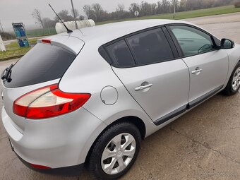 Renault Megane III - 3