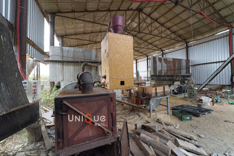 Na predaj: Vidiecka usadlosť pri Veľkom Mederi – 1ha, dom - 3