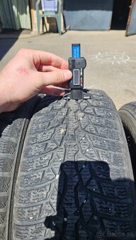 Nokian 185/65 r15 - 3