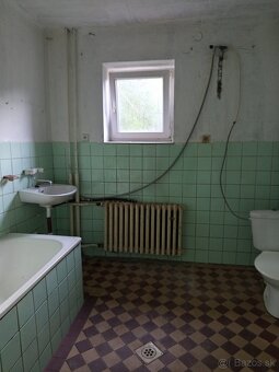 Predám rodinný dom v Zákopčí s pozemkom 1.142 m2 - 3