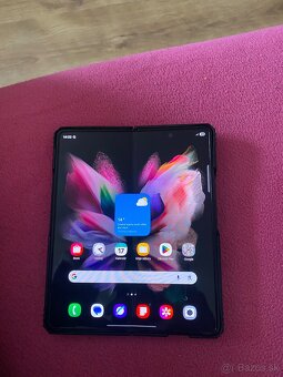Samsung galaxi z fold3 - 3